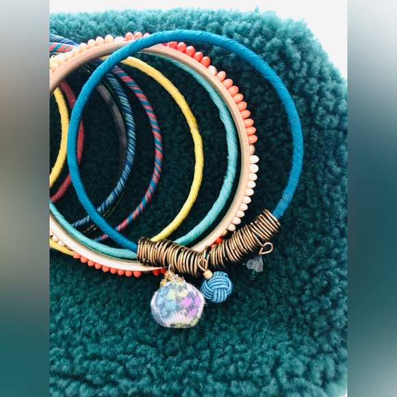 NEIMAN MARCUS BRACELETS BUNDLE 💛💚🧡🤎💙 - Picture 5 of 8